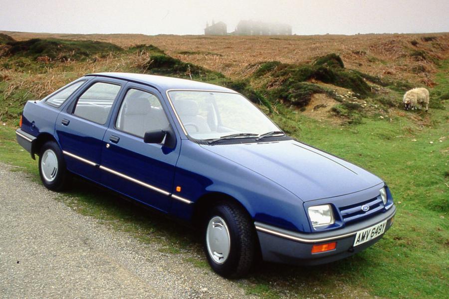  Ford Sierra 5-Door 1982 года  (UK) (фото 6 из 8)